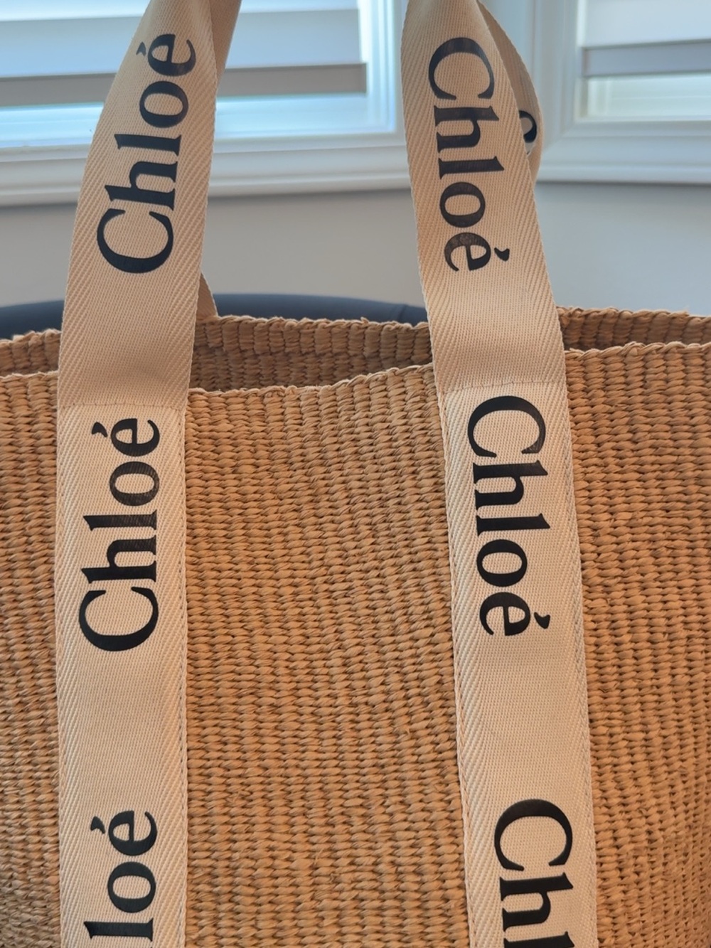 Chloe woven raffia beach bag - Picture 4 of 10